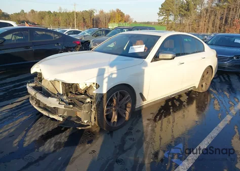 2018 BMW M550I xDrive z USA, uszkodzony, nr VIN WBAJB9C52JB286933